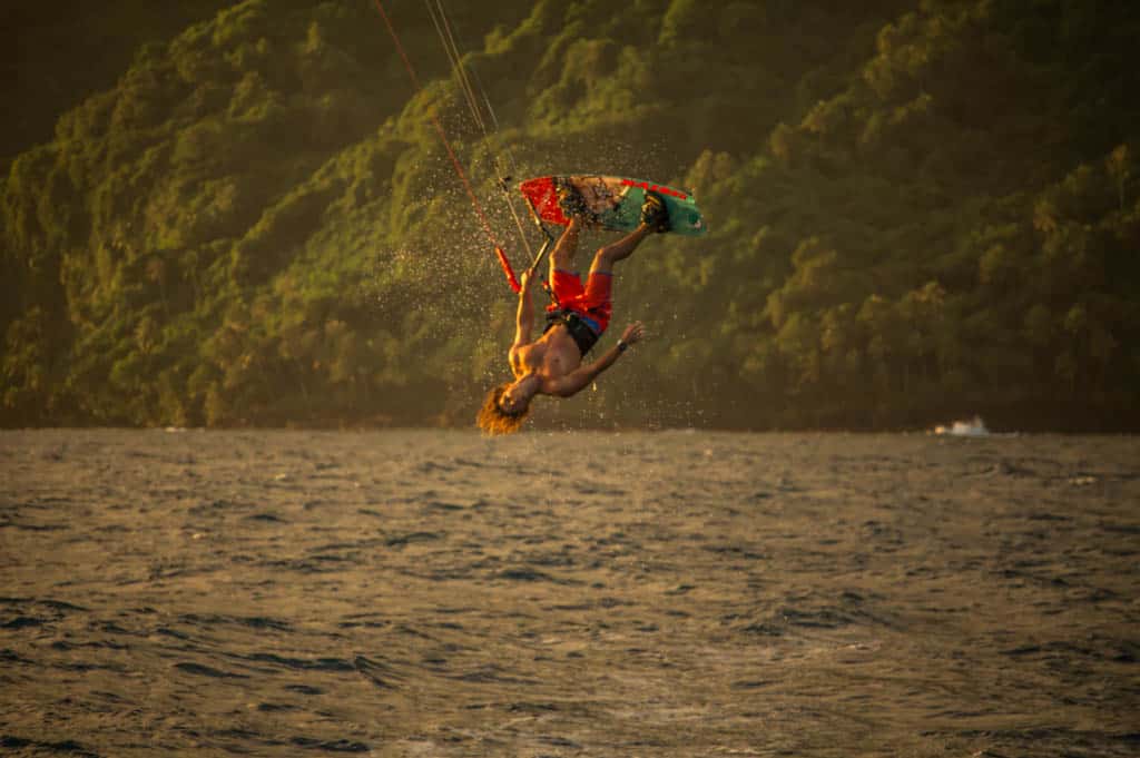 nuit-de-la-glisse_kite_tahiti